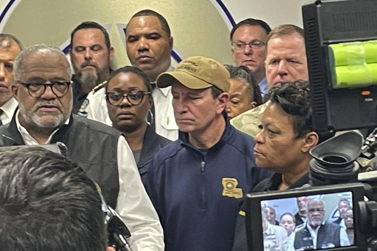 New-Orleans-Car-Into-Crowd